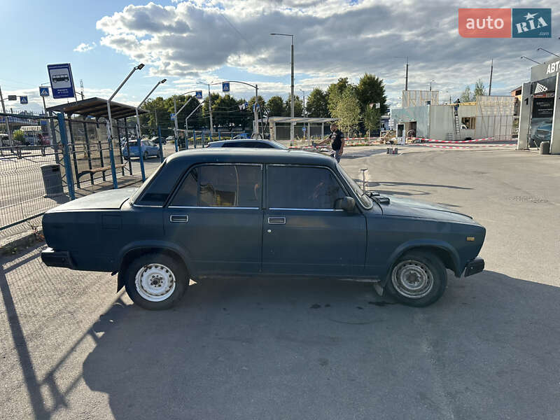 Седан ВАЗ / Lada 2107 2005 в Виннице