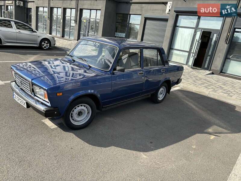 Седан ВАЗ 2107 2007 в 