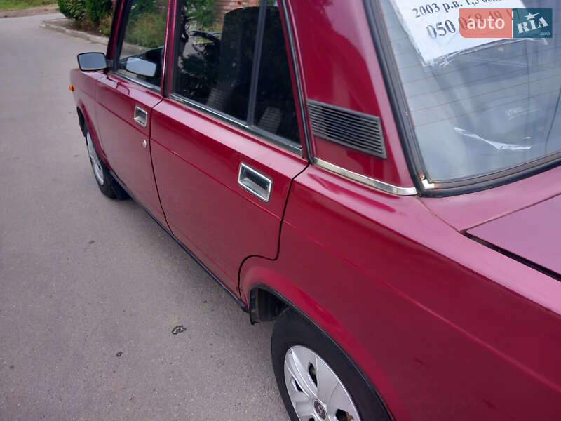 Седан ВАЗ / Lada 2107 2003 в Сторожинце фото 4 Седан ВАЗ / Lada 2107 2003 в Сторожинце