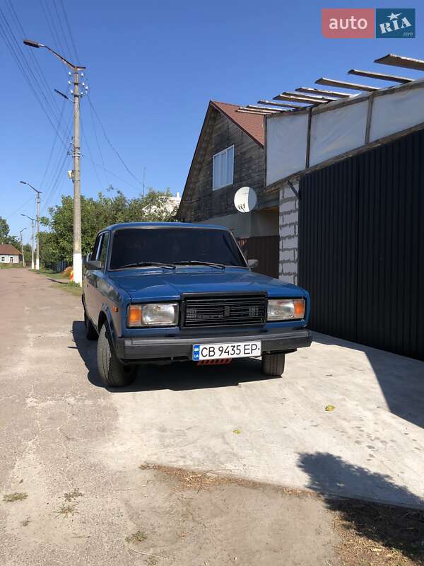 Седан ВАЗ / Lada 2107 2008 в Борзне