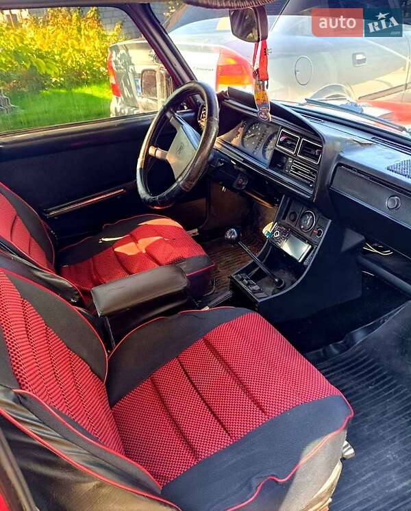 Седан ВАЗ / Lada 2107 1983 в Бахмаче