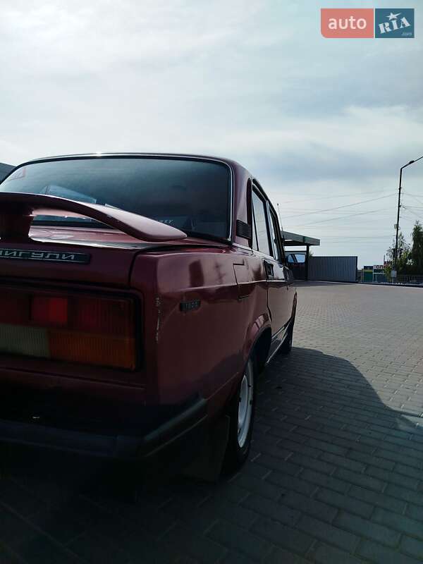 Седан ВАЗ / Lada 2107 1986 в Александрие фото 5 Седан ВАЗ / Lada 2107 1986 в Александрие