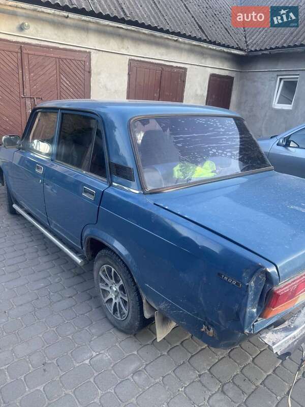 Седан ВАЗ / Lada 2107 2008 в Почаеве