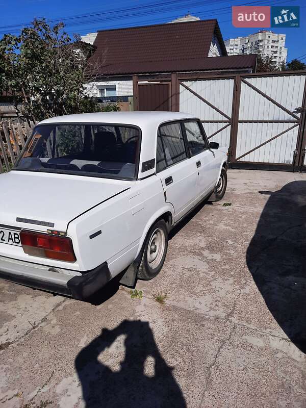Седан ВАЗ / Lada 2107 1992 в Киеве фото 5 Седан ВАЗ / Lada 2107 1992 в Киеве