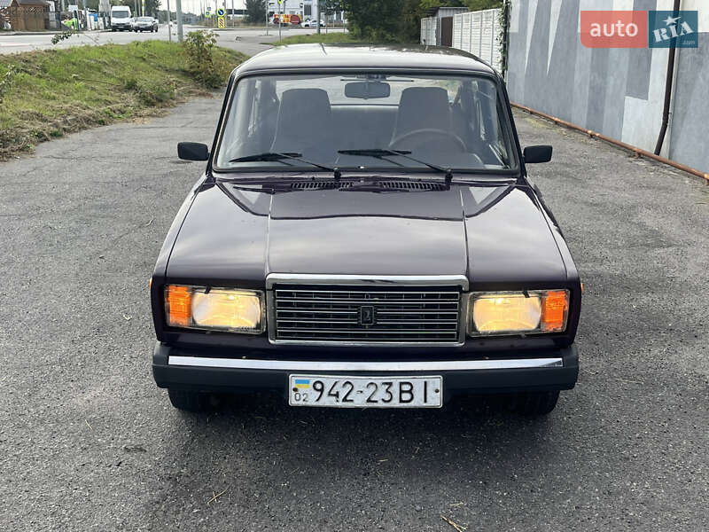 Седан ВАЗ / Lada 2107 2002 в Виннице