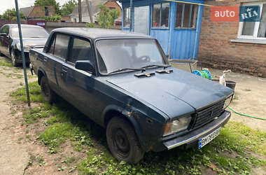 Седан ВАЗ 2107 2003 в Ромнах