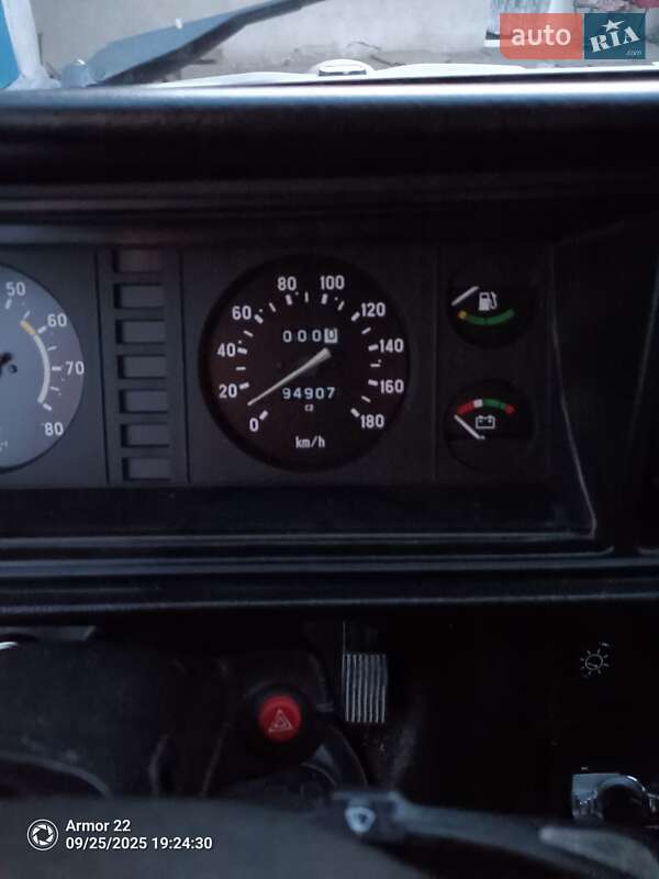 Седан ВАЗ / Lada 2107 2006 в Гусятине