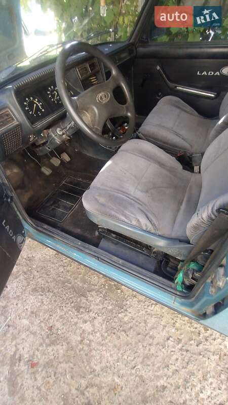 Седан ВАЗ / Lada 2107 2005 в Умані