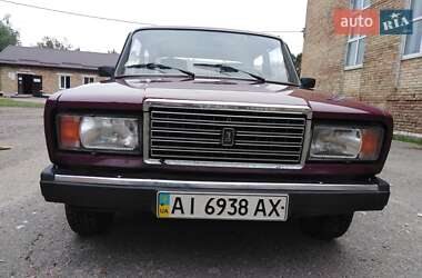Седан ВАЗ 2107 2003 в  фото 3 Седан ВАЗ 2107 2003 в