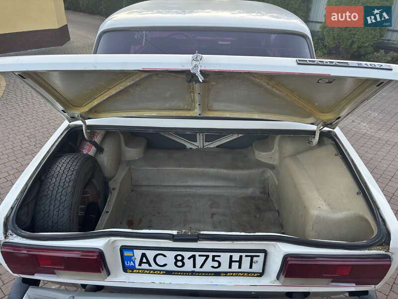 Седан ВАЗ / Lada 2107 1986 в Ковеле