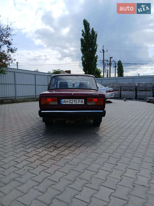 Седан ВАЗ / Lada 2107 2001 в Слов'янську