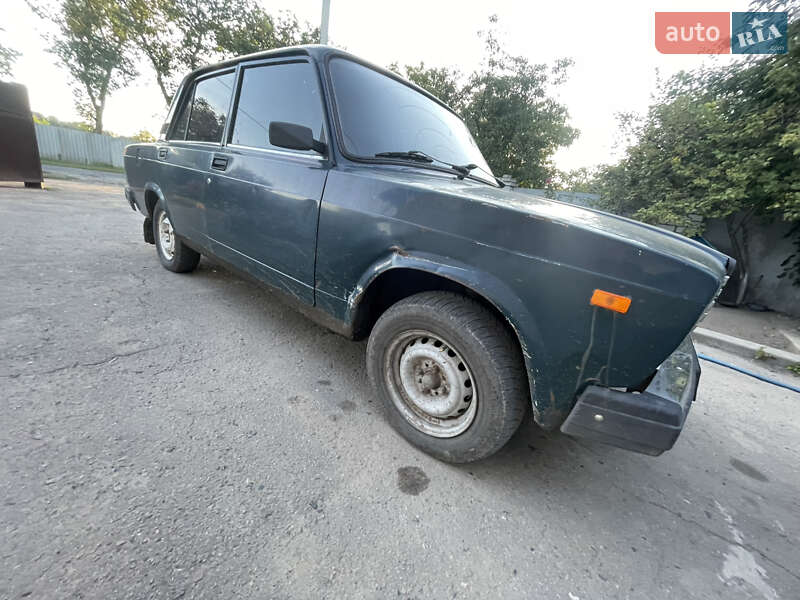 Седан ВАЗ / Lada 2107 2008 в Краснокутске фото 3 Седан ВАЗ / Lada 2107 2008 в Краснокутске