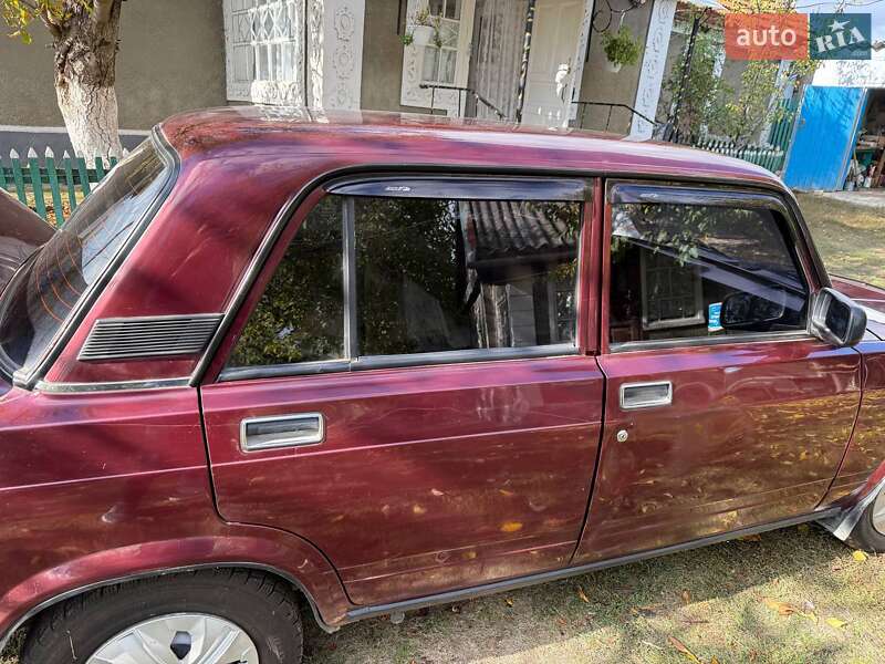 Седан ВАЗ / Lada 2107 2007 в Великій Михайлівці фото 11 Седан ВАЗ / Lada 2107 2007 в Великій Михайлівці