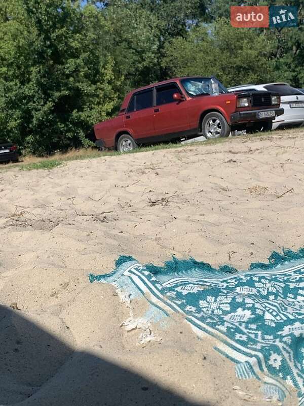 Седан ВАЗ / Lada 2107 1990 в Кременчуге фото 5 Седан ВАЗ / Lada 2107 1990 в Кременчуге