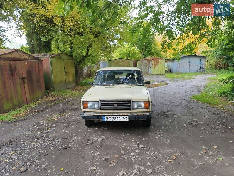 Седан ВАЗ / Lada 2107 1989 в Львове