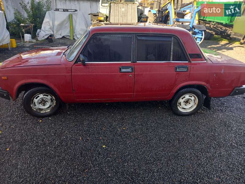 Седан ВАЗ / Lada 2107 1987 в Летичеве