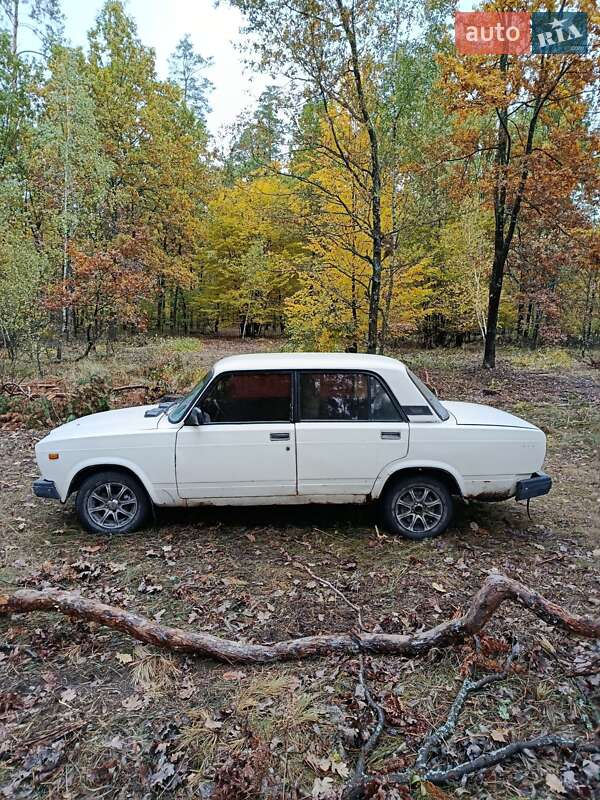 Седан ВАЗ / Lada 2107 1990 в Василькове