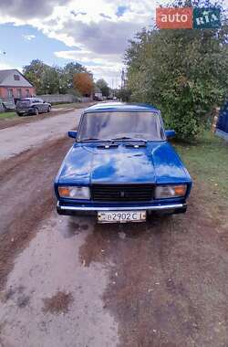 Седан ВАЗ / Lada 2107 1991 в Ромнах