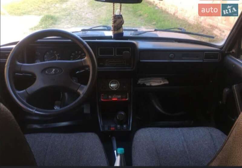 Седан ВАЗ / Lada 2107 2002 в Чорткове фото 2 Седан ВАЗ / Lada 2107 2002 в Чорткове