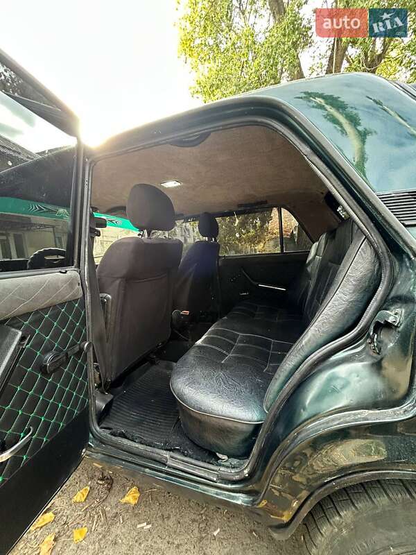 Седан ВАЗ / Lada 2107 1984 в Дніпрі