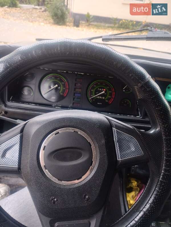 Седан ВАЗ / Lada 2107 1984 в Дніпрі