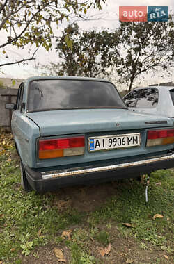 Седан ВАЗ 2107 2004 в 