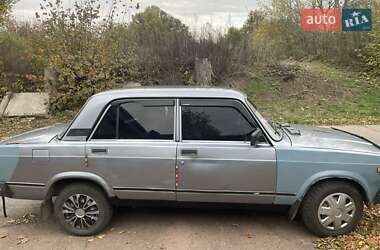 Седан ВАЗ 2107 2006 в  фото 2 Седан ВАЗ 2107 2006 в