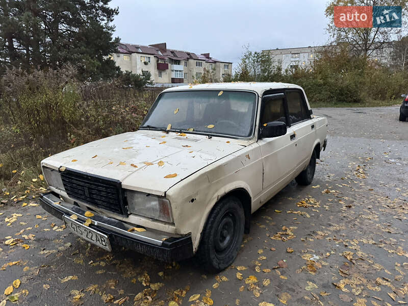 Седан ВАЗ / Lada 2107 1996 в Славуті фото Седан ВАЗ / Lada 2107 1996 в Славуті