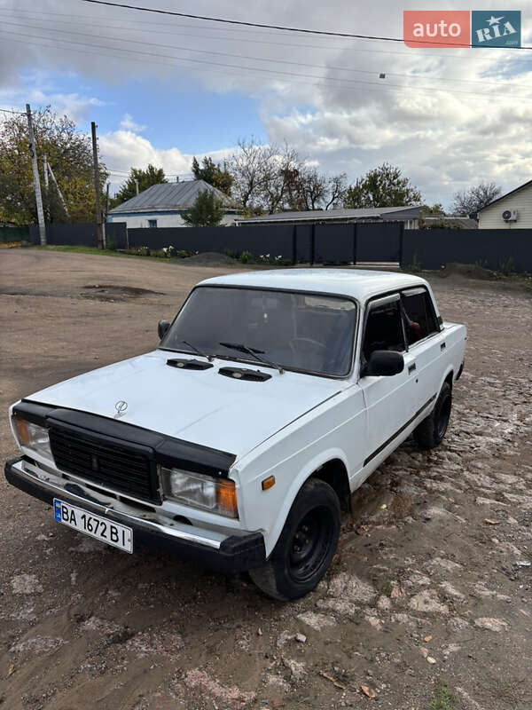 Седан ВАЗ / Lada 2107 1997 в Новоукраинке