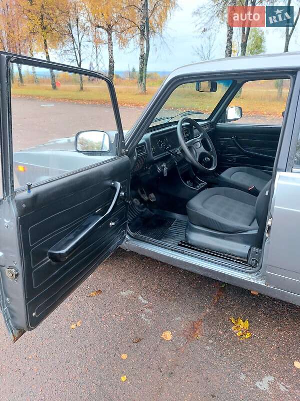 Седан ВАЗ / Lada 2107 2010 в Тростянце фото 13 Седан ВАЗ / Lada 2107 2010 в Тростянце