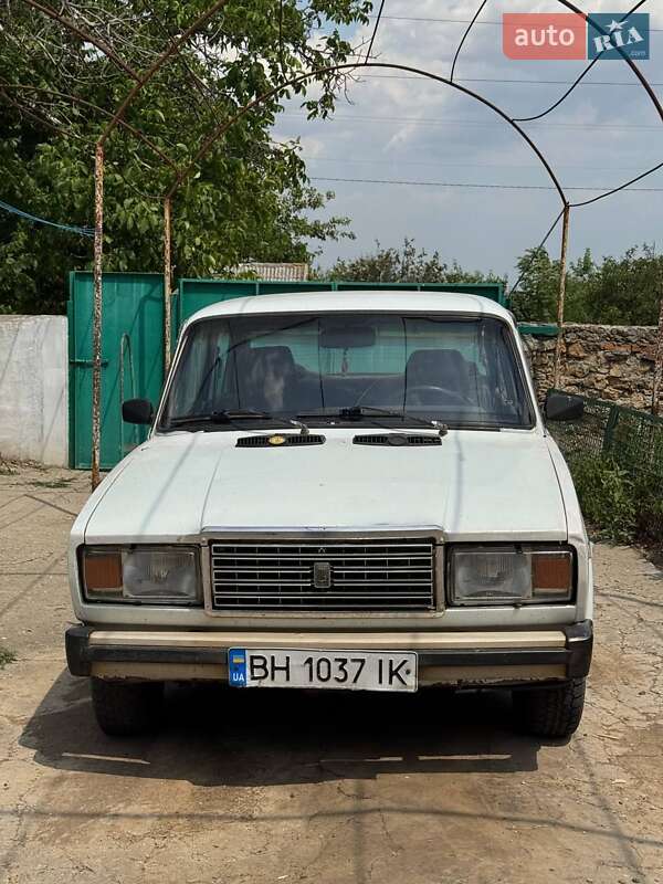 Седан ВАЗ / Lada 2107 1995 в Белгороде-Днестровском