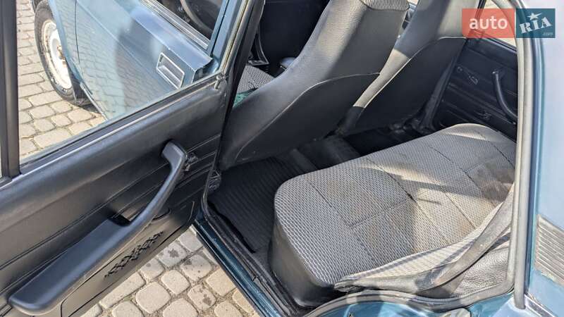 Седан ВАЗ / Lada 2107 2005 в Львове фото 7 Седан ВАЗ / Lada 2107 2005 в Львове