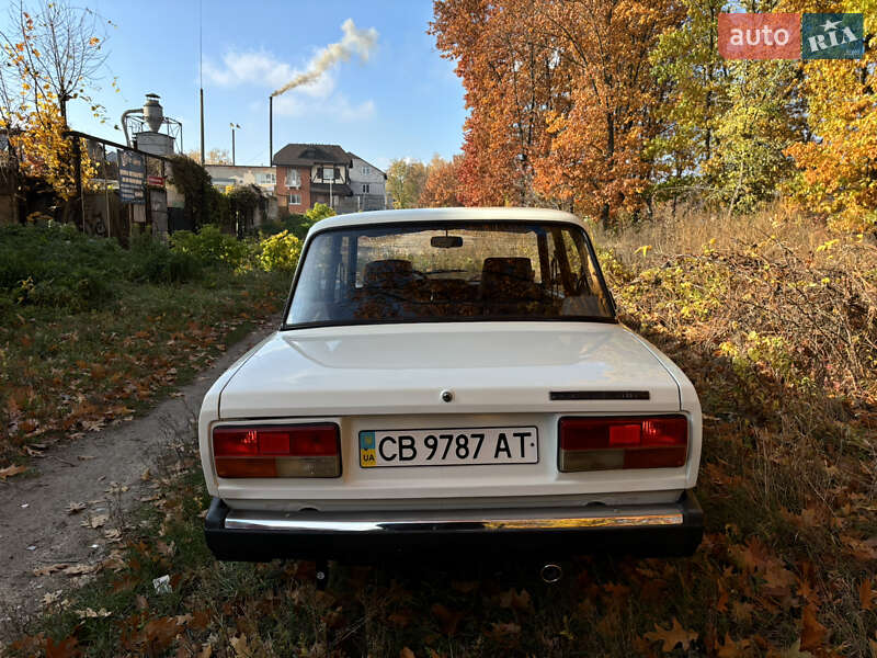 Седан ВАЗ / Lada 2107 2000 в Чернігові
