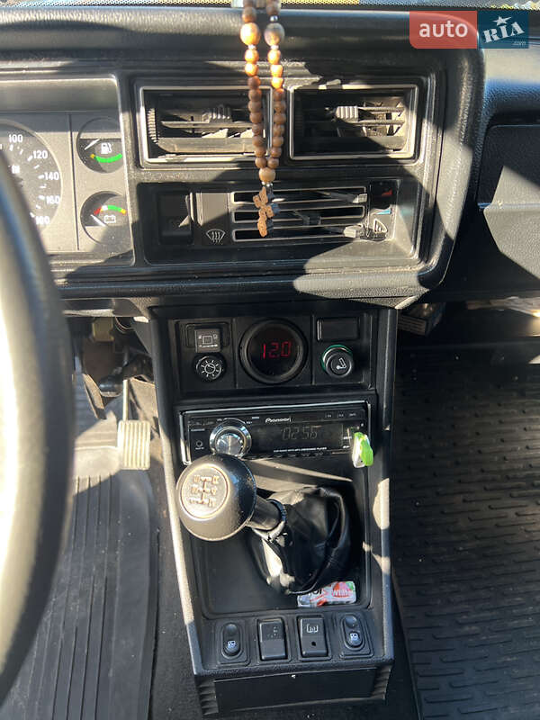 Седан ВАЗ / Lada 2107 2007 в Гайсине