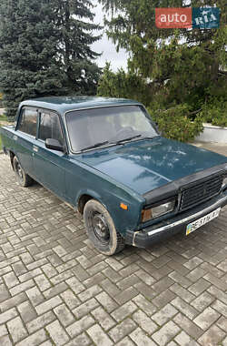 Седан ВАЗ 2107 2003 в Новой Одессе