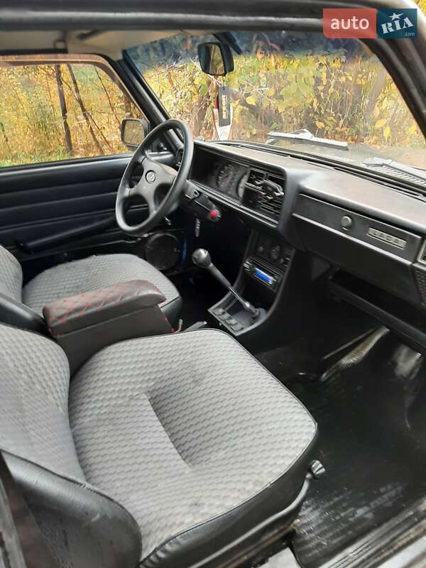 Седан ВАЗ / Lada 2107 2007 в Нежине