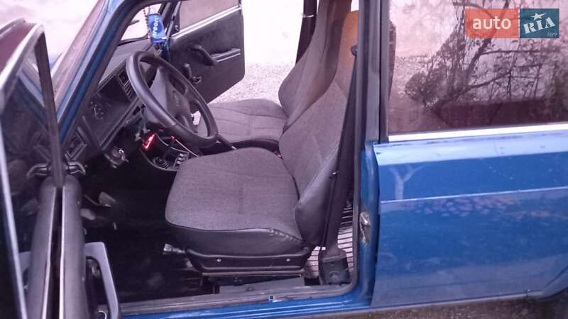 Седан ВАЗ / Lada 2107 2002 в Чорткові фото 3 Седан ВАЗ / Lada 2107 2002 в Чорткові