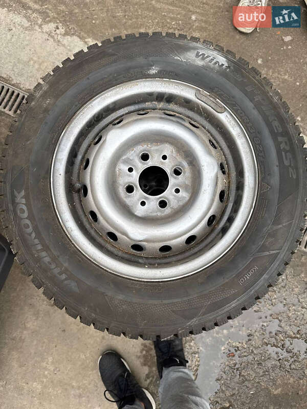 Седан ВАЗ / Lada 2107 1993 в Киеве