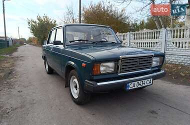 Седан ВАЗ 2107 1999 в Золотоноше