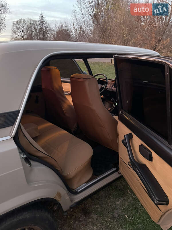 Седан ВАЗ / Lada 2107 1988 в Киеве фото 5 Седан ВАЗ / Lada 2107 1988 в Киеве