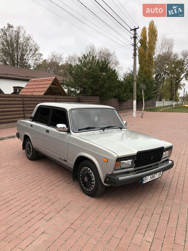Седан ВАЗ / Lada 2107 2007 в Кременчуге фото 8 Седан ВАЗ / Lada 2107 2007 в Кременчуге