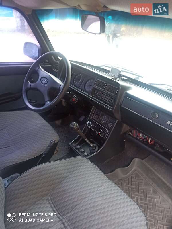 Седан ВАЗ / Lada 2107 2004 в Запорожье фото 9 Седан ВАЗ / Lada 2107 2004 в Запорожье