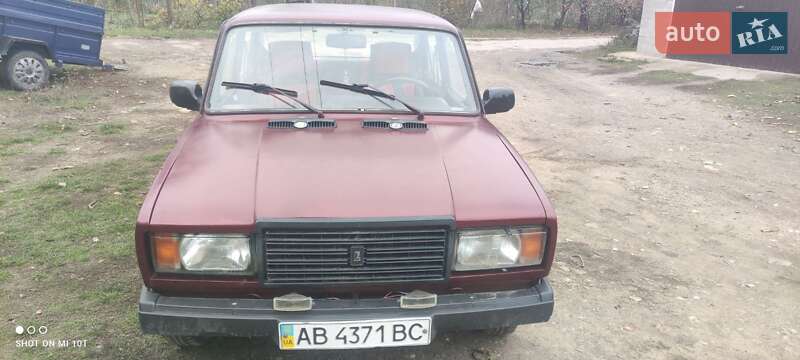 Седан ВАЗ / Lada 2107 2002 в Ямполе фото 5 Седан ВАЗ / Lada 2107 2002 в Ямполе