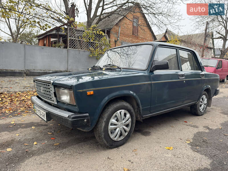 Седан ВАЗ / Lada 2107 2004 в Виннице фото 3 Седан ВАЗ / Lada 2107 2004 в Виннице