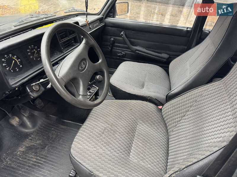 Седан ВАЗ / Lada 2107 2004 в Виннице фото 6 Седан ВАЗ / Lada 2107 2004 в Виннице