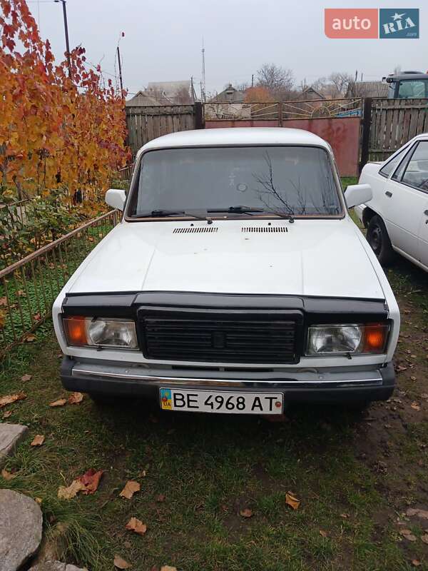 Седан ВАЗ / Lada 2107 1987 в Кропивницком фото 5 Седан ВАЗ / Lada 2107 1987 в Кропивницком