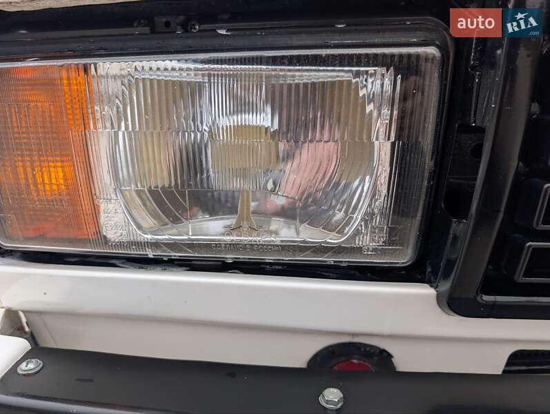 Седан ВАЗ / Lada 2107 1991 в Хотине фото 6 Седан ВАЗ / Lada 2107 1991 в Хотине