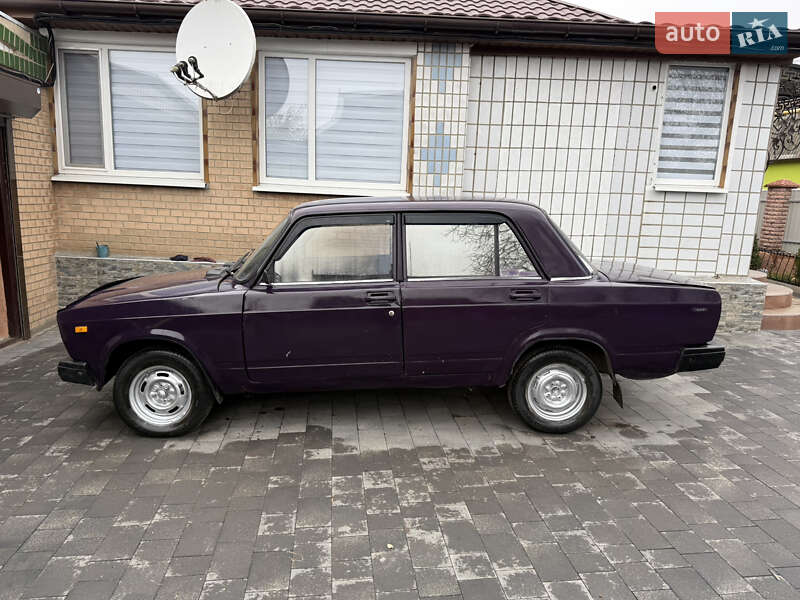 Седан ВАЗ / Lada 2107 1992 в Арбузинці фото 10 Седан ВАЗ / Lada 2107 1992 в Арбузинці