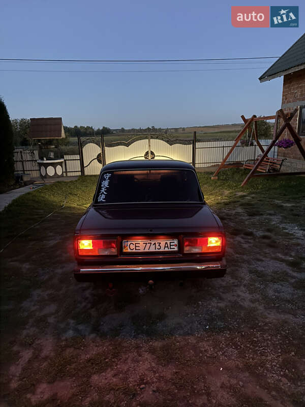 Седан ВАЗ / Lada 2107 2006 в Сокирянах