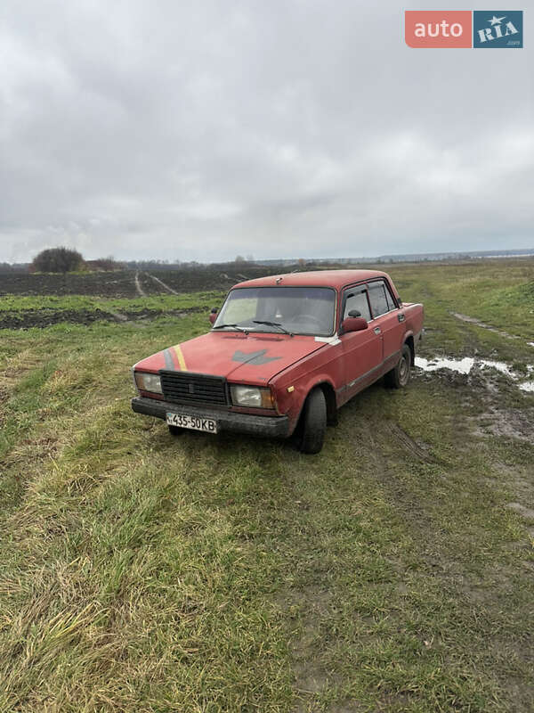 Седан ВАЗ / Lada 2107 1990 в Козятині